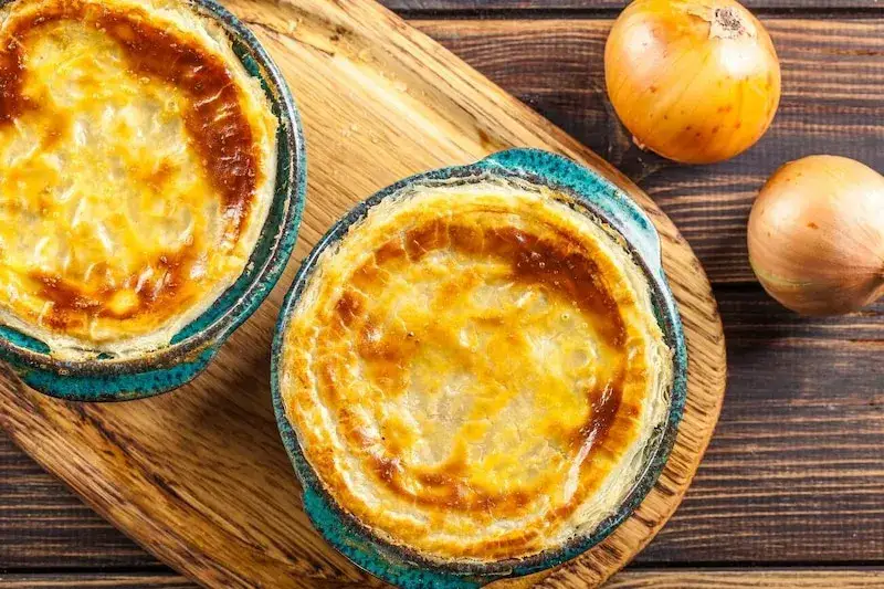 zupa cebulowa zapiekana z serem