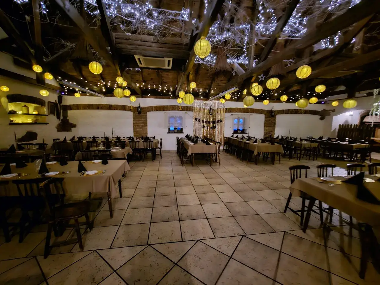 Wiejska Chatka Katowice sala na imprezy okolicznościowe