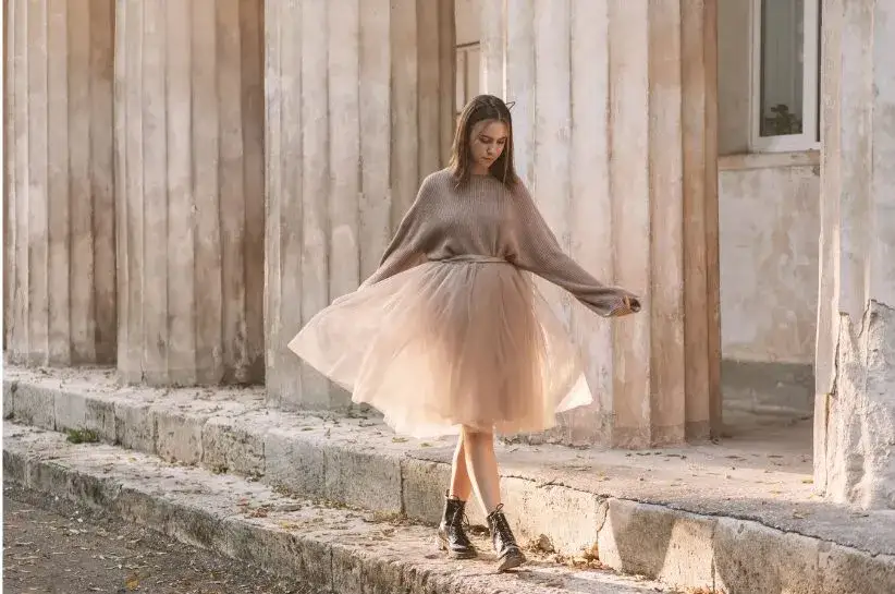 tiulowa spódnica stylizacja elegancka wesele