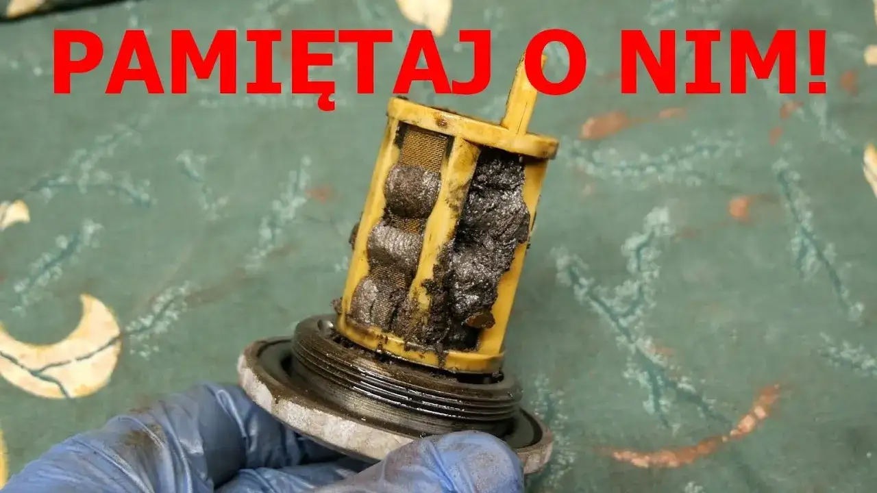 Zdjęcie Gdzie jest filtr hydrauliki w MF 255? Znajdź go łatwo i szybko