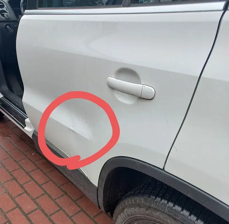 Rodzaje uszkodzeń drzwi samochodowych