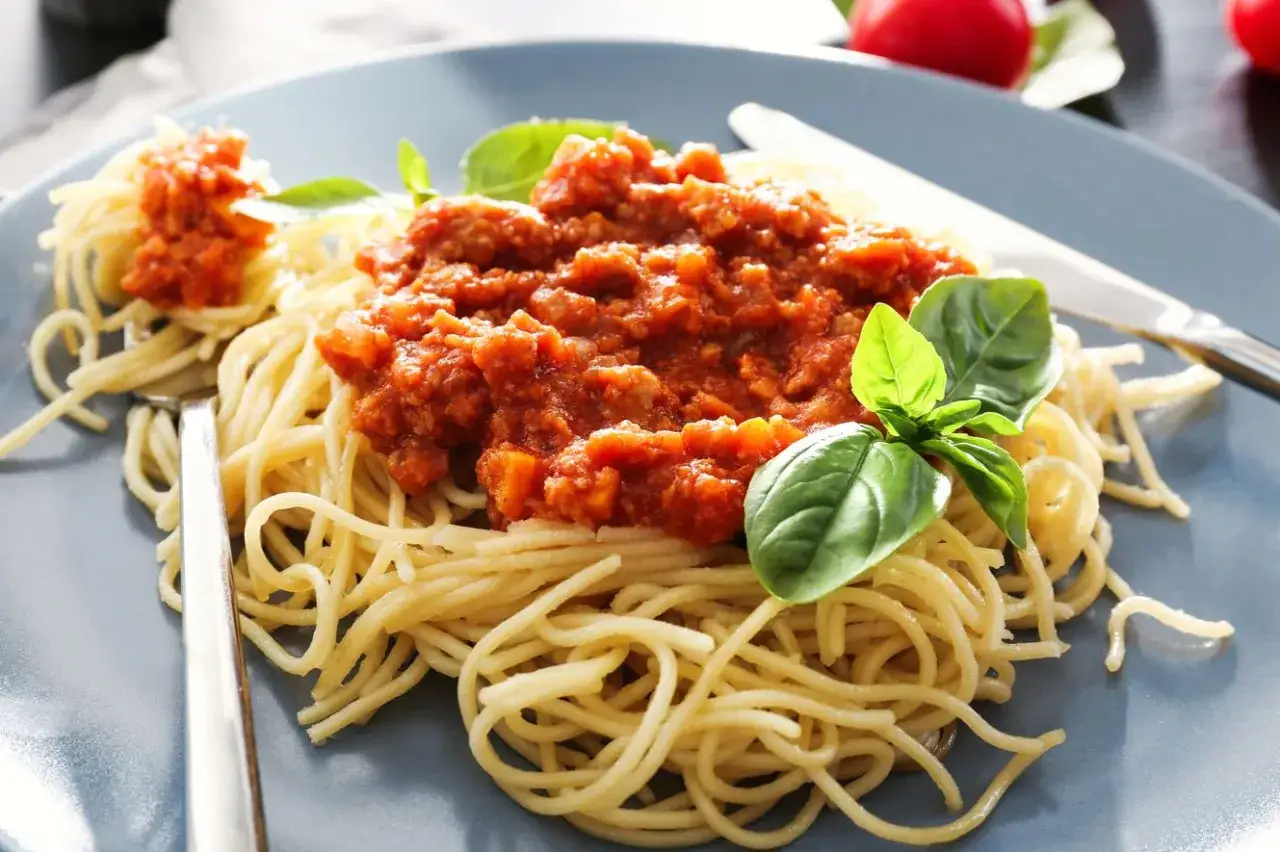 spaghetti wege bolognese soczewica pieczarki