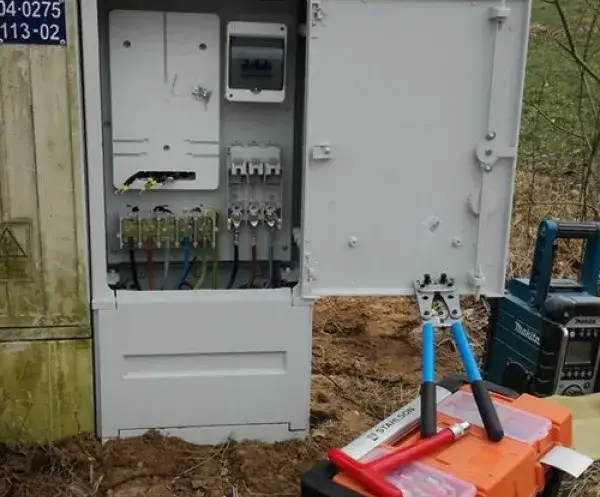 Zdjęcie Przyłącze elektryczne budowlane: jak uzyskać i co musisz wiedzieć