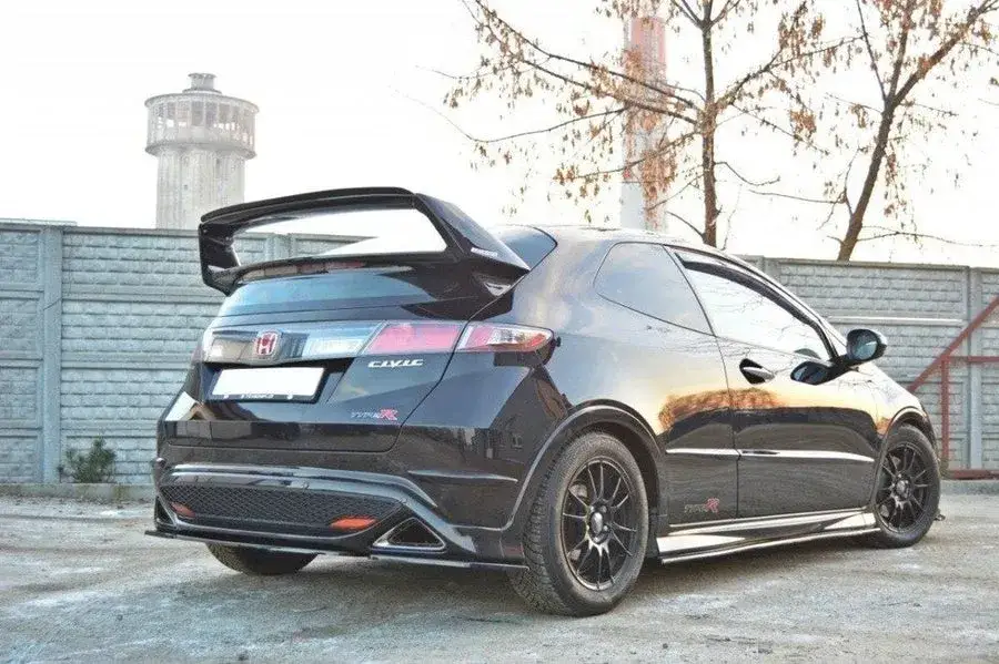 Honda Civic VIII UFO Type R spoiler vs Mugen spoiler