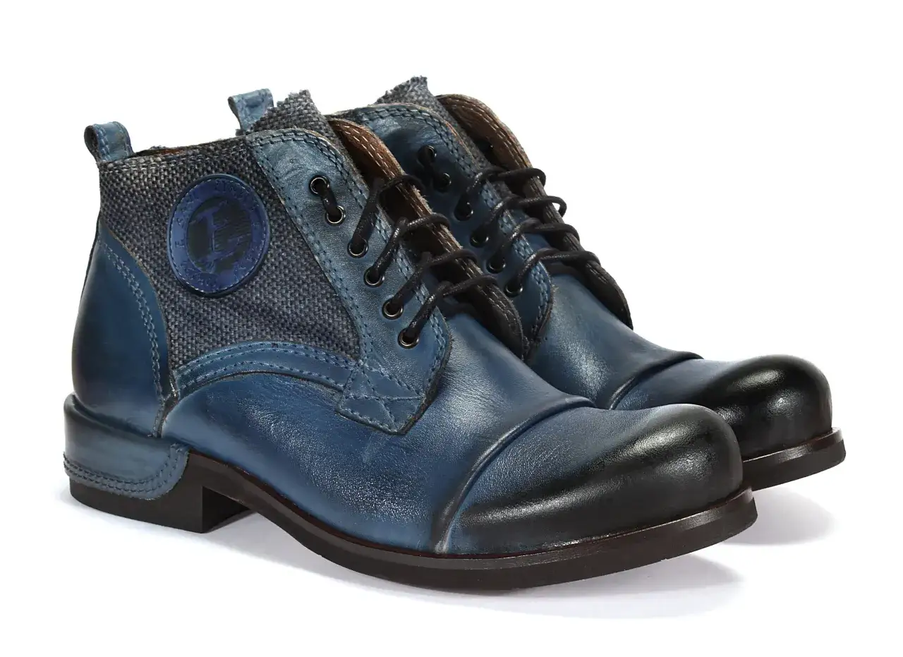 Zdjęcie Niebieskie buty męskie: rewolucyjne stylizacje, które zaskoczą każdego