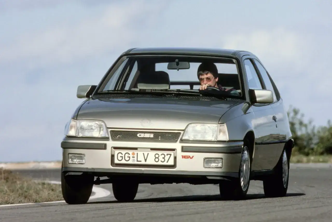 Rozszyfrowanie zapytania auto na K