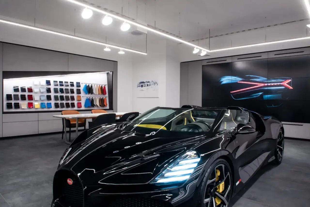 Bugatti Katowice salon La Squadra