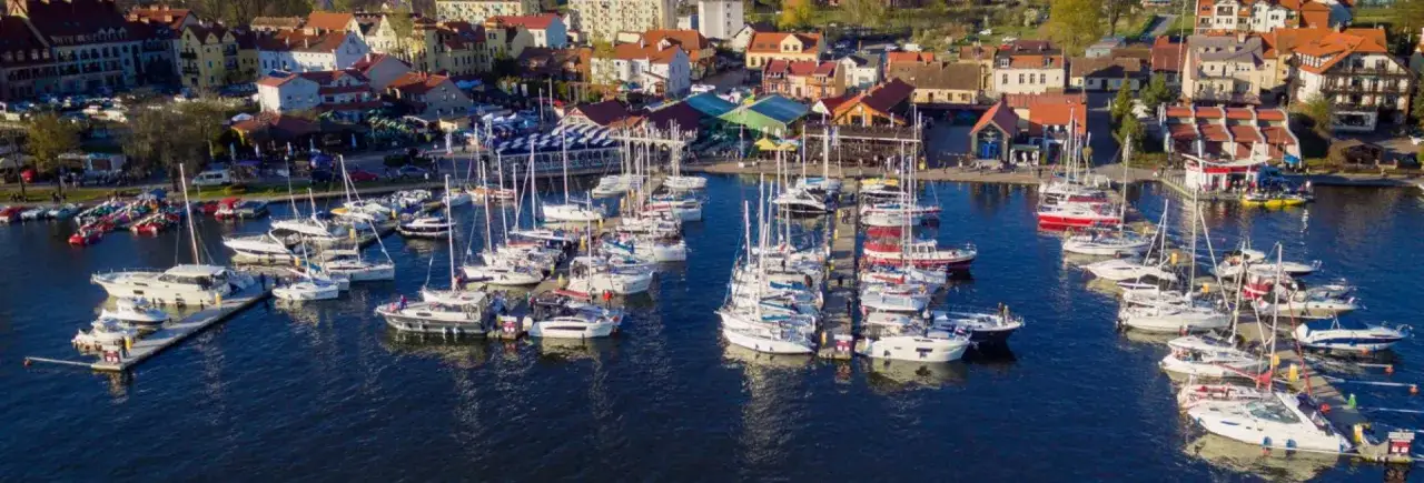 Mikołajki Wioska Żeglarska panorama