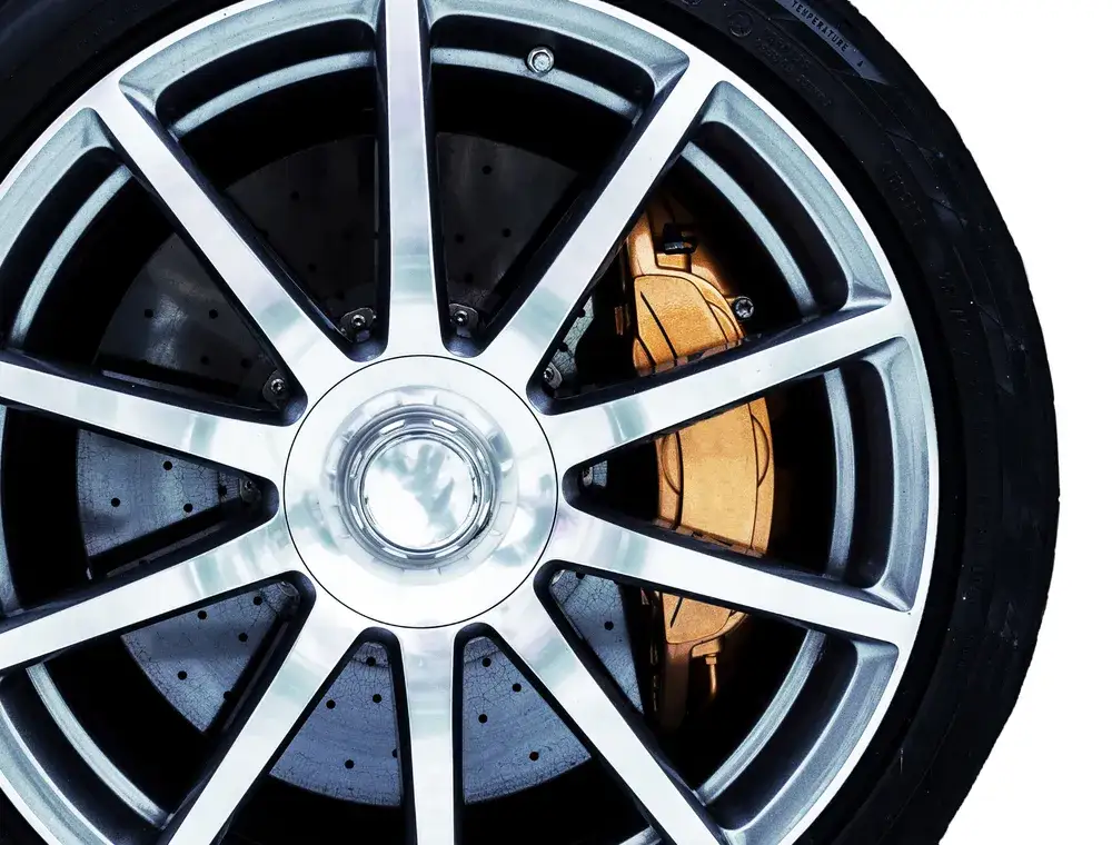 Rodzaje felg stalowe aluminiowe, opony niskoprofilowe