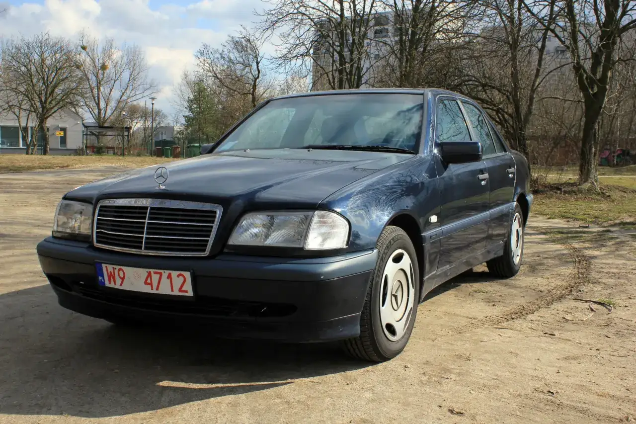 Mercedes W202 typowe miejsca korozji