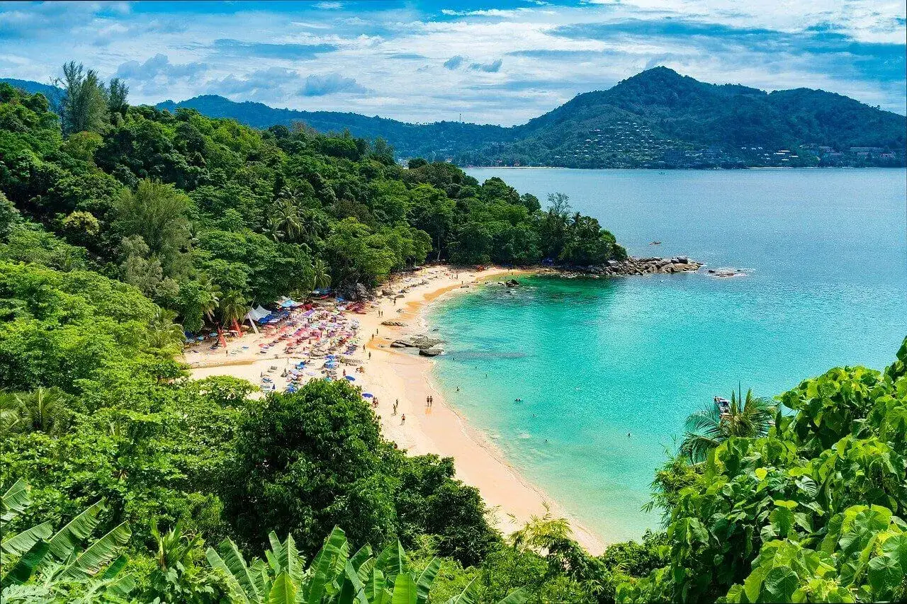 Zdjęcie Phuket: Unikaj turystycznego szaleństwa. Idealna pora roku na wakacje