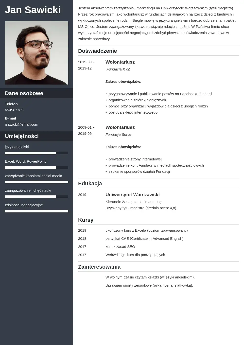 Zdjęcie Jak napisać CV po liceum, aby wyróżnić się bez doświadczenia