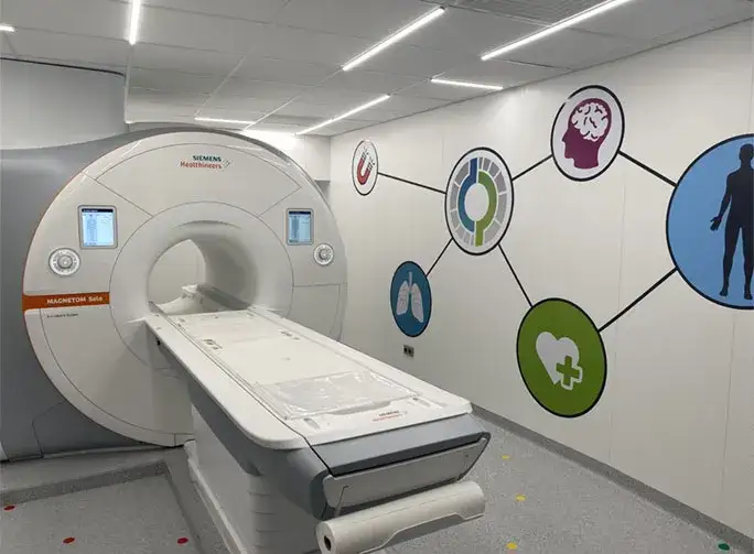 Zdjęcie Alkohol przed rezonansem magnetycznym: Czy można pić?