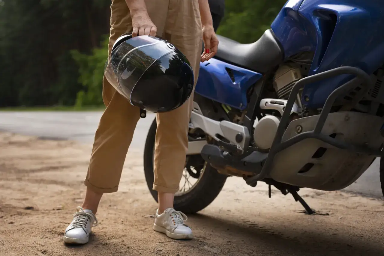 Zdjęcie Jak holować motocykl bezpiecznie i zgodnie z przepisami w Polsce