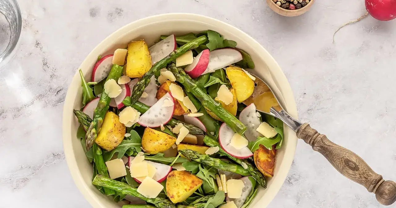 Zdjęcie Prosta sałatka na grilla: 5 szybkich przepisów na każdą okazję