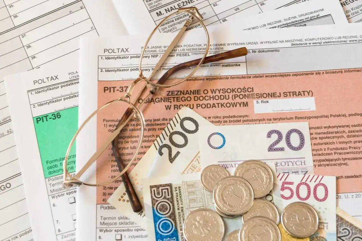 Zdjęcie Czy musisz rozliczać PIT-R? Sprawdź, kiedy to konieczne