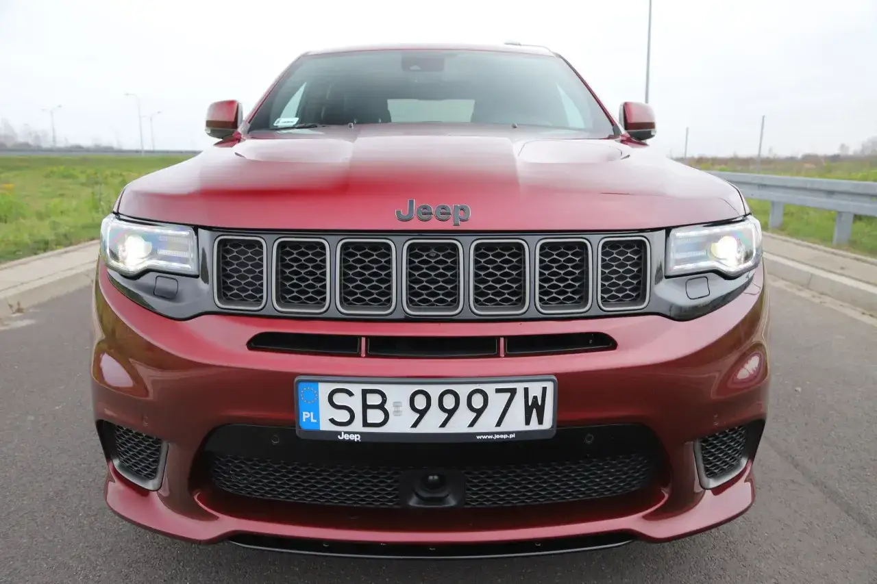 Zdjęcie Ile kosztuje Jeep Grand Cherokee? Sprawdź ceny, koszty i najlepsze oferty
