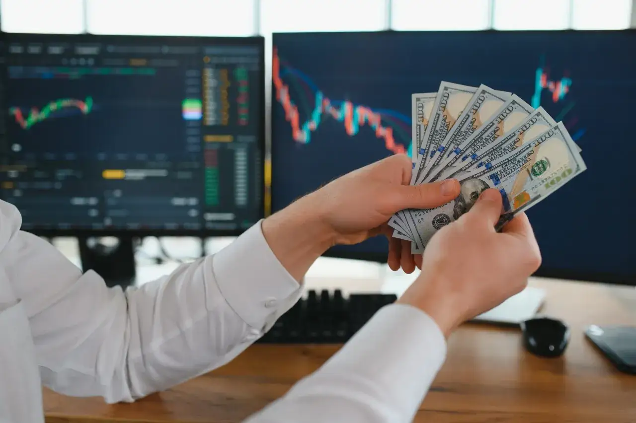 Zdjęcie Jak zarobić na giełdzie 200 złoty dziennie bez ryzykownych strategii