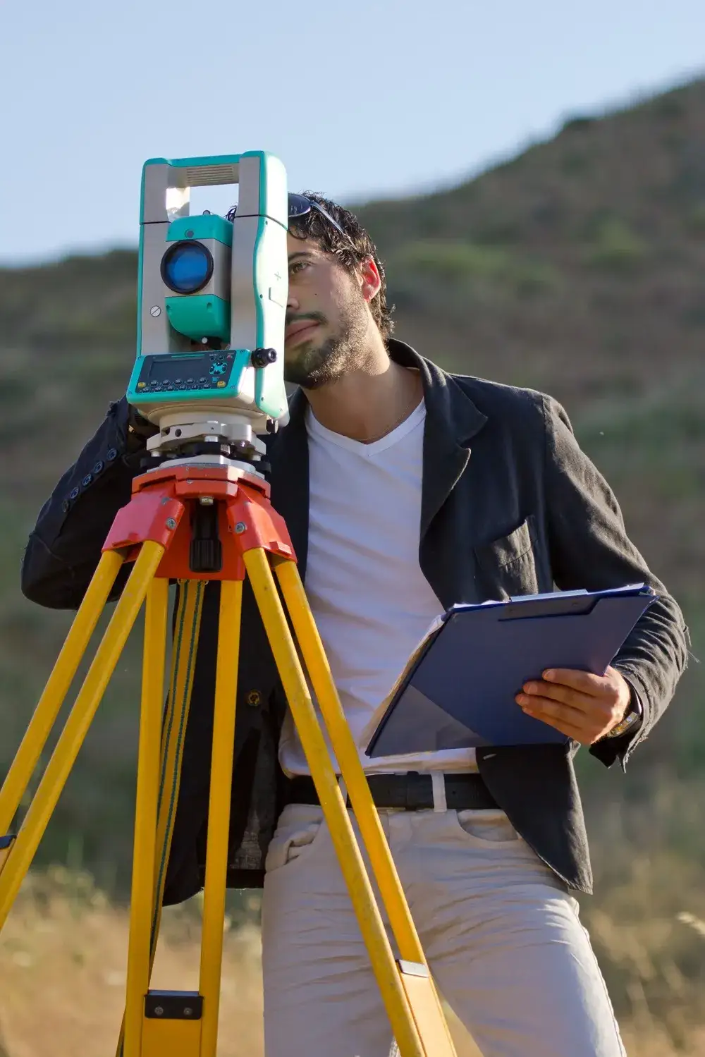 Zdjęcie Na czym polega praca geodety? Kluczowe zadania i technologie w geodezji