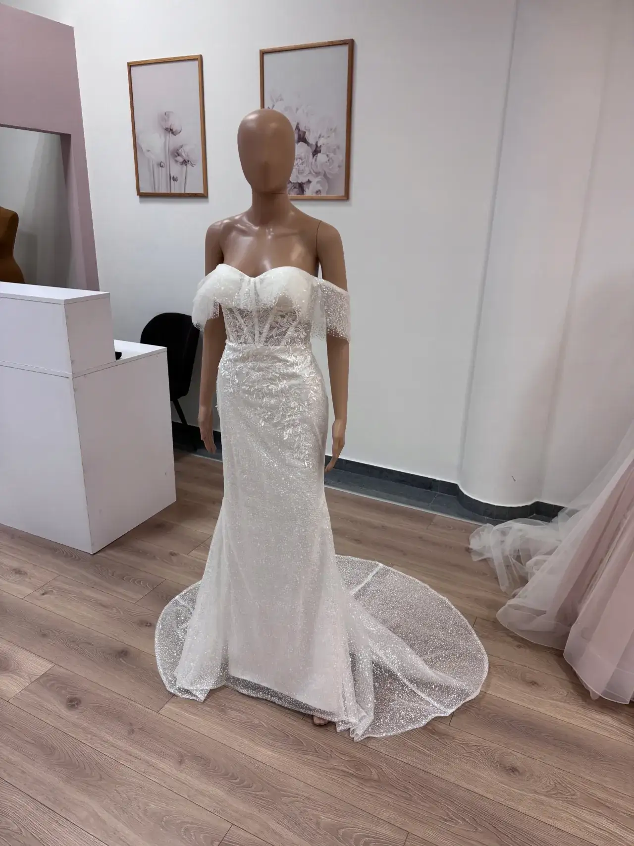 Zdjęcie Suknia ślubna ile wcześniej? Poznaj kluczowe terminy zakupu