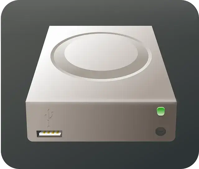 Zdjęcie Czy SSD naprawdę lepszy do gier niż HDD? Porównanie wydajności i praktyczne porady