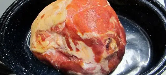 Zdjęcie Ile kalorii ma szynka? Zaskakujące wartości odżywcze różnych rodzajów