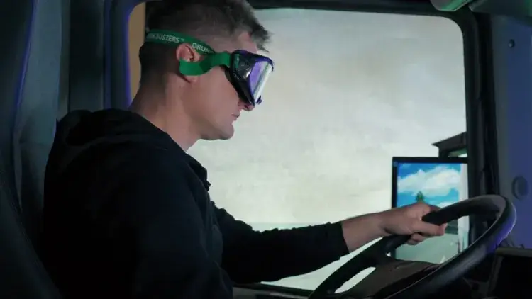 Symulacja widzenia po alkoholu kierowca