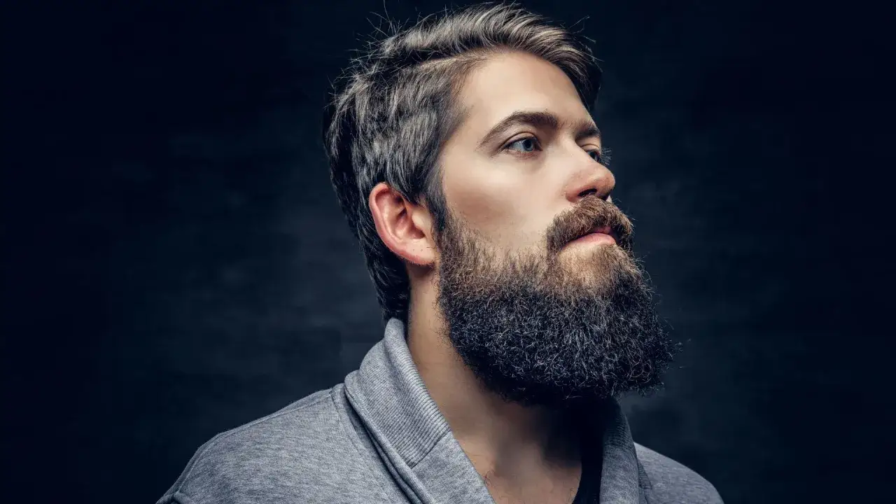 etapy wzrostu zarostu mężczyzny wiek