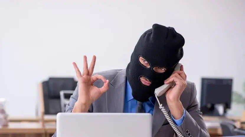 oszustwa internetowe cyberbezpieczeństwo
