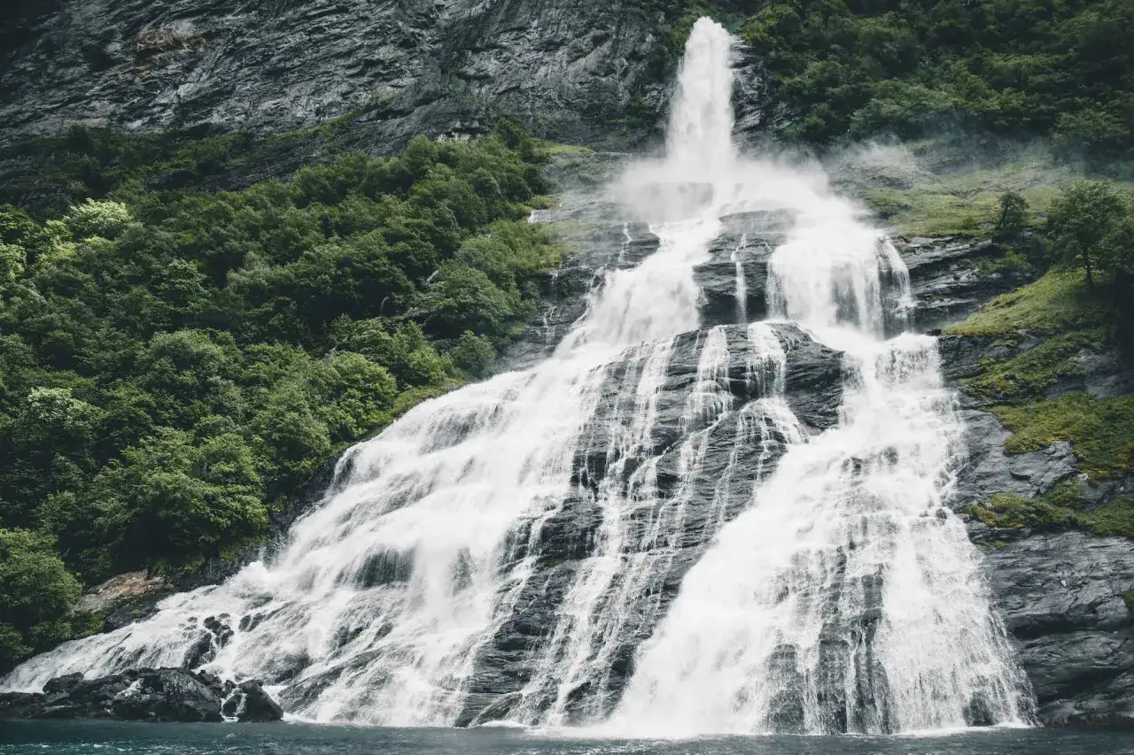 Geirangerfjord wodospady