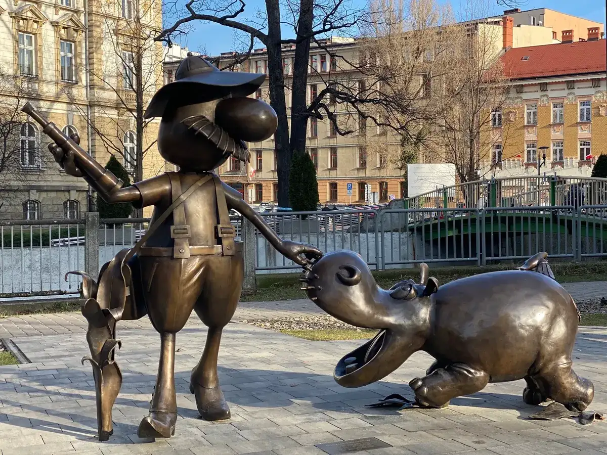 Szlak Bajkowe Bielsko-Biała Reksio Bolek Lolek rzeźby