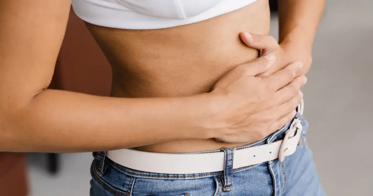 szczęśliwe jelita zdrowy brzuch