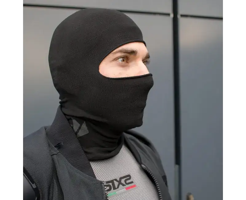 technologia bezszwowa kominiarka motocyklowa