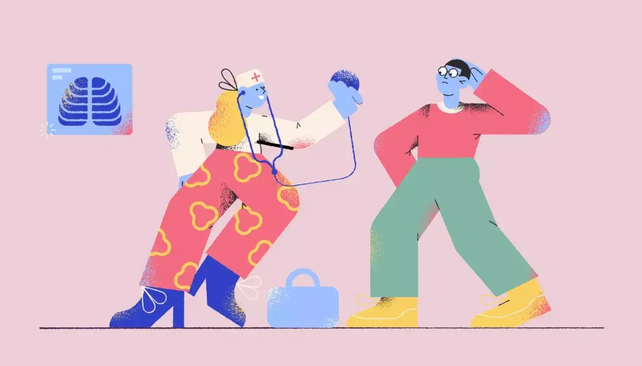 Lekarka z niebieskim stetoskopem bada pacjenta, który martwi się o swoje zdrowie. Obok rentgen płuc. Jak zlikwidować objawy somatyczne?