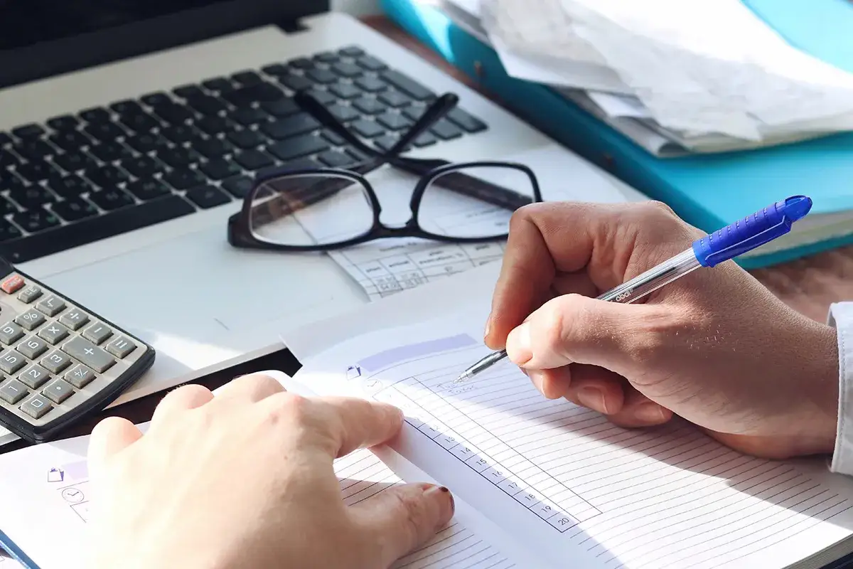 spedytor praca dokumenty