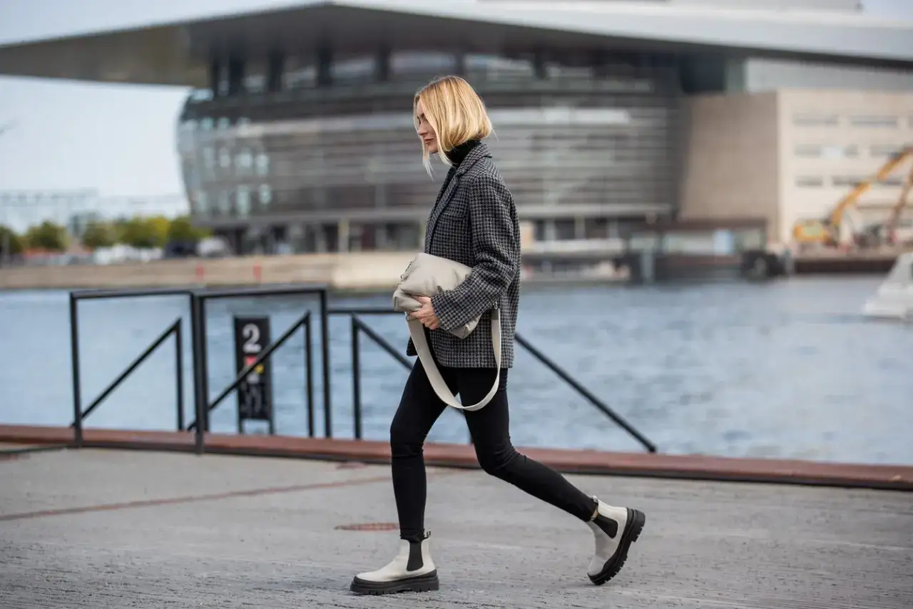 różne stylizacje z wąskimi spodniami i butami