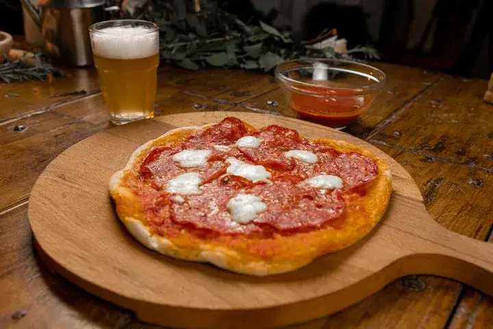 pizza margherita capricciosa pepperoni