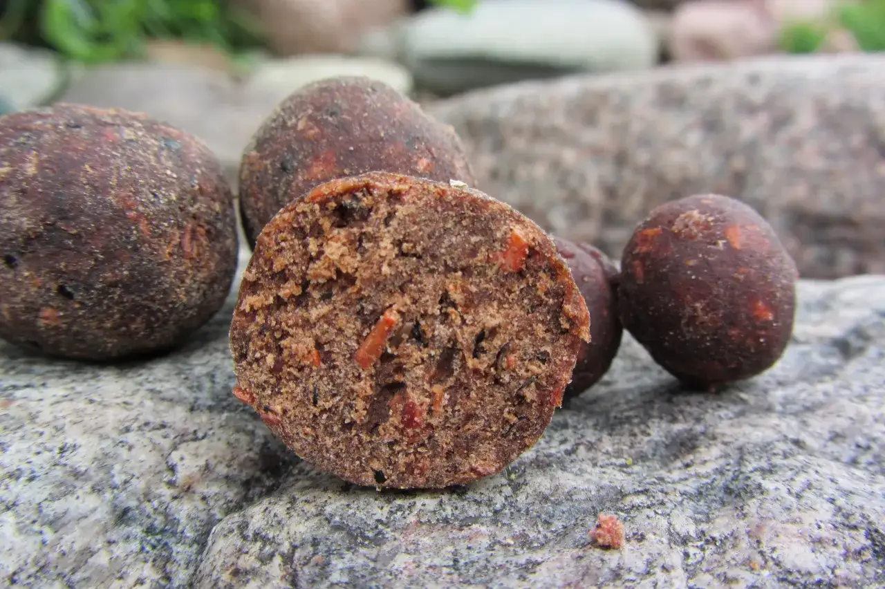 R&oacute;żne rodzaje kulek proteinowych i alternatywne metody montażu