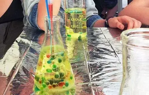dziecko eksperymenty fizyka bezpieczeństwo