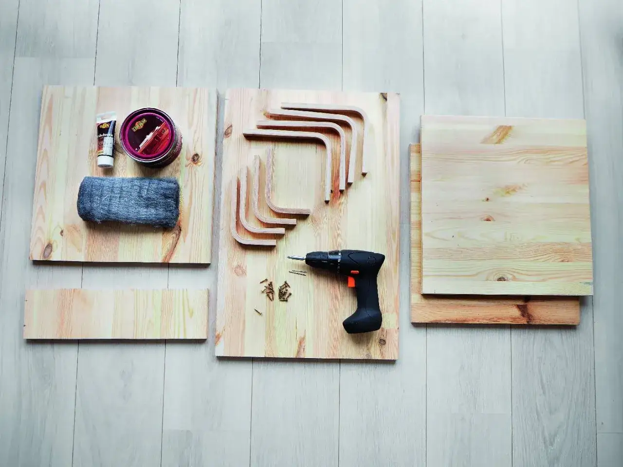 DIY szafka z desek inspiracje