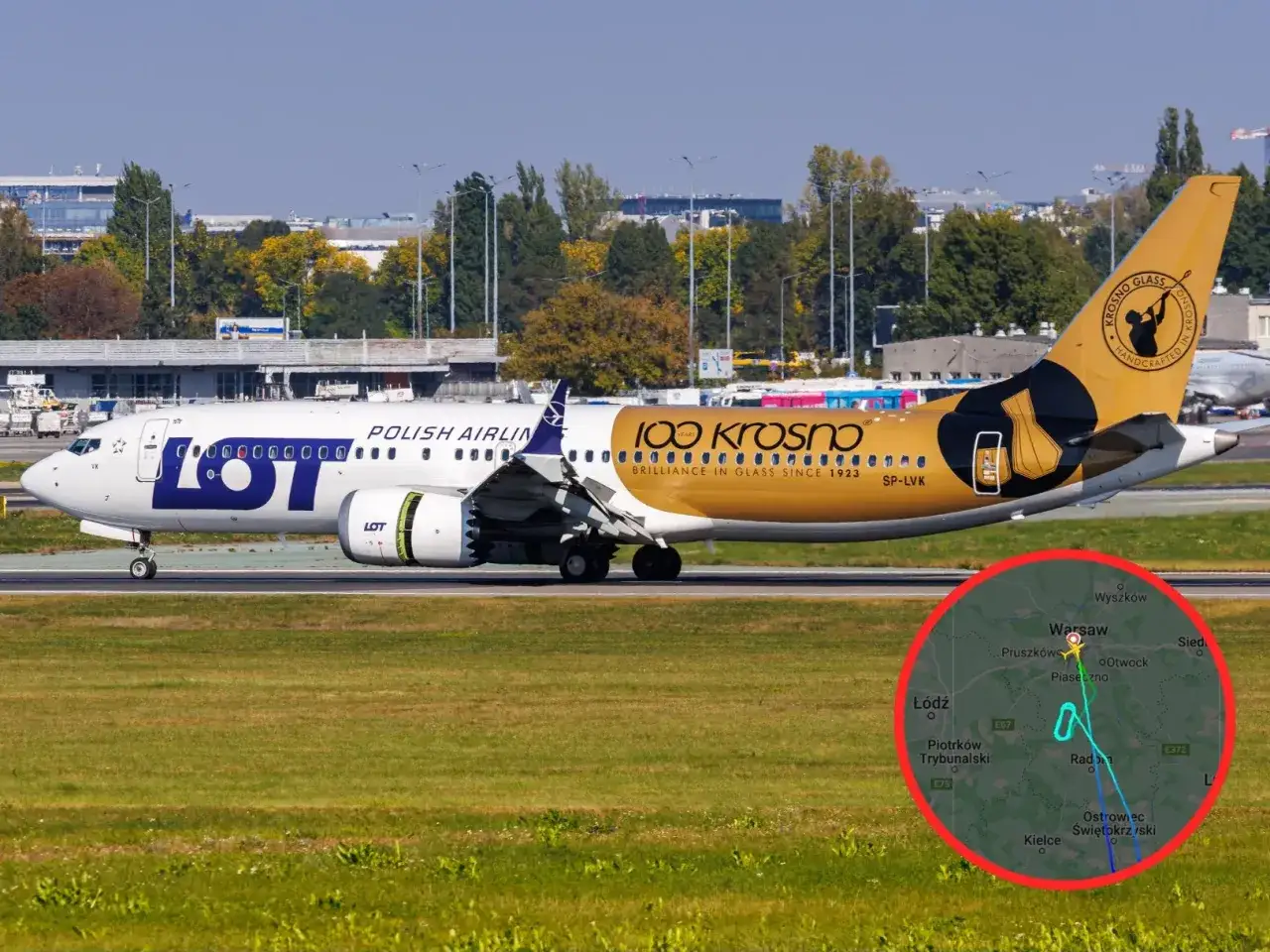 Samolot PLL LOT na lotnisku