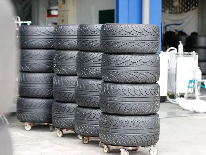 prawidłowe przechowywanie opon