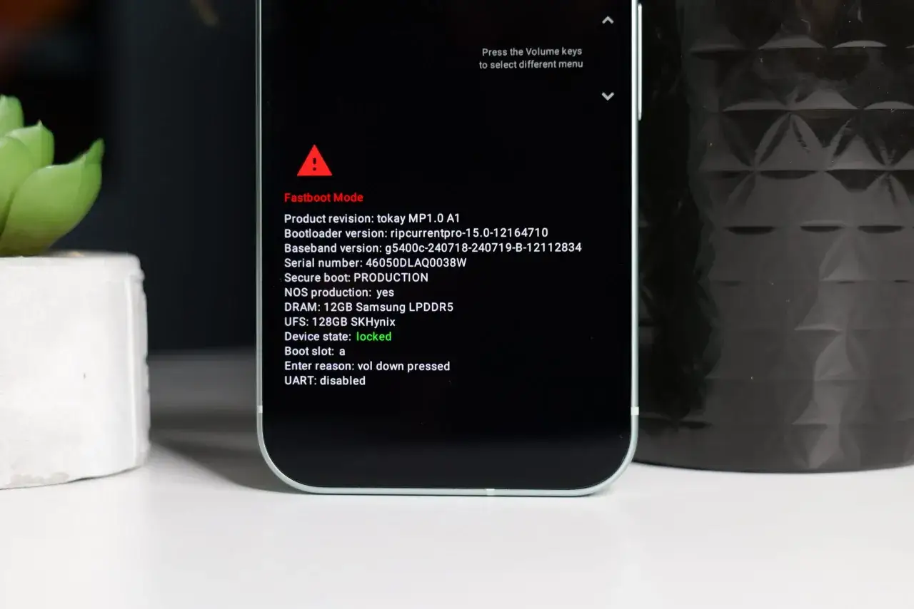 Telefon w trybie Fastboot Mode, nie mogę wyłączyć. Widoczny stan urządzenia: locked.
