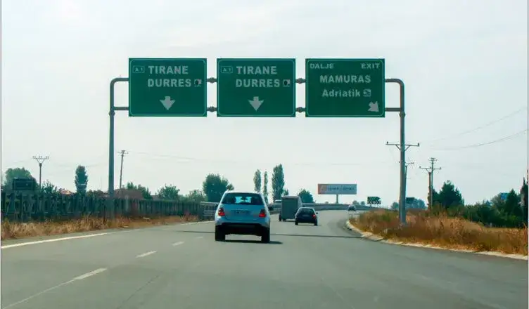 Albania drogi ruch drogowy