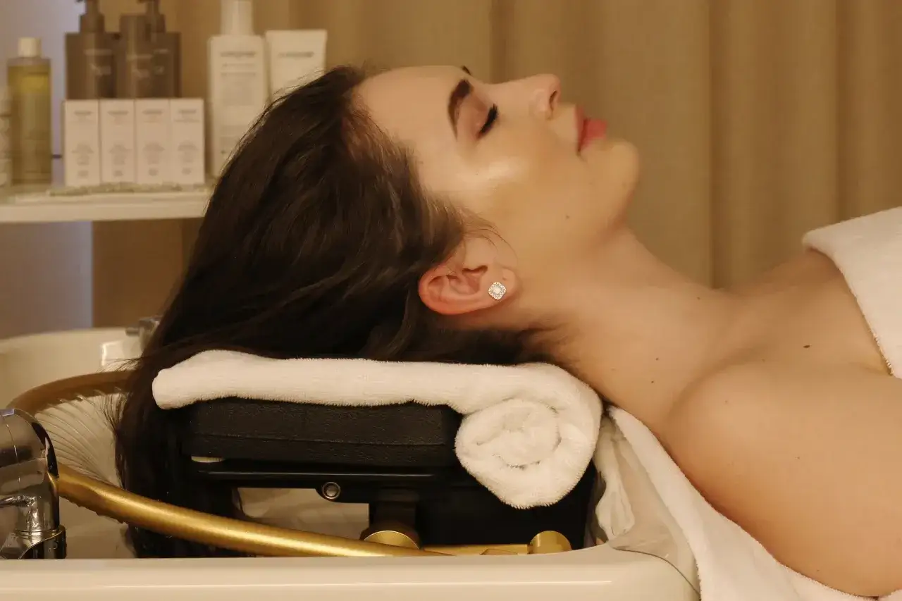 Zdjęcie Najlepsze spa dla włos&oacute;w w Warszawie &ndash; odkryj wyjątkowe zabiegi