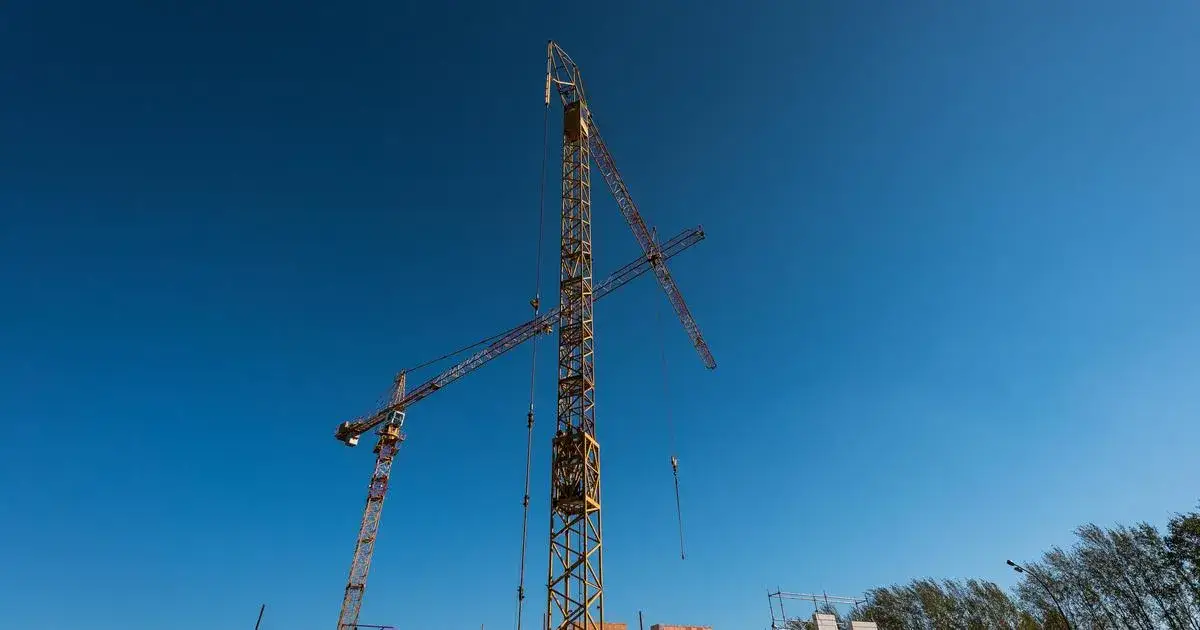 Zdjęcie Czy warto inwestować w mieszkania? Odkryj prawdziwe korzyści i ryzyka