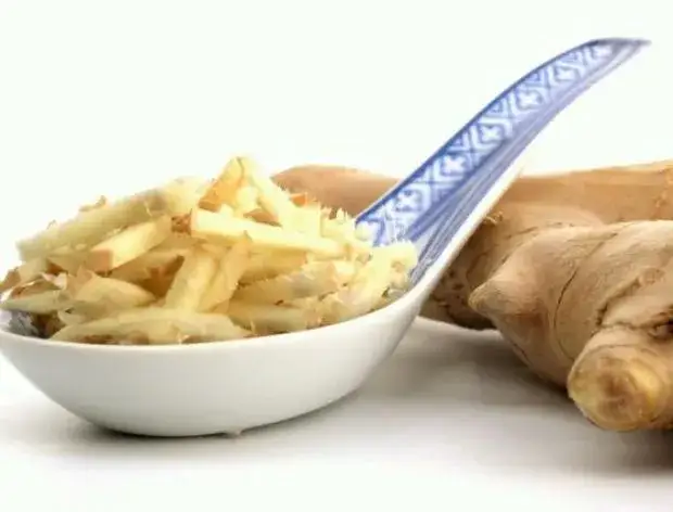 Zdjęcie Prosta herbata z imbiru: Domowy sposób na zdrowie i pyszny smak