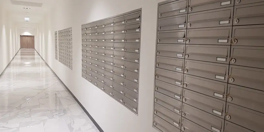 Zdjęcie Jak otworzyć skrzynkę elektryczną bez klucza i uniknąć problemów