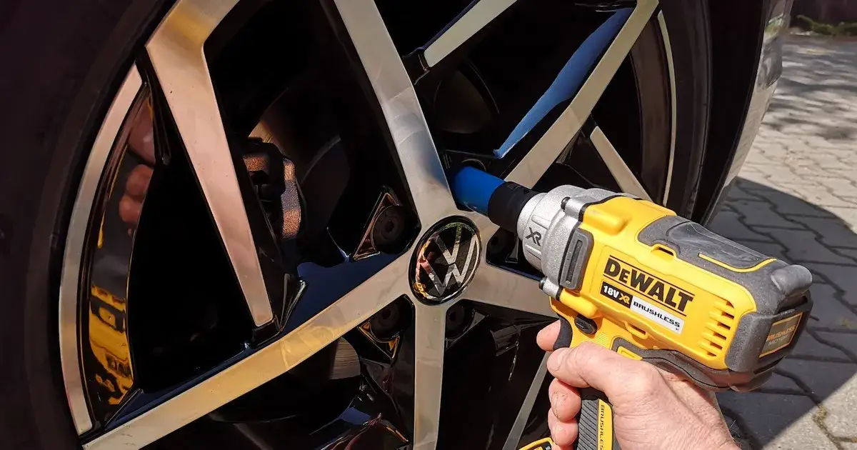 Zdjęcie Najlepszy klucz pneumatyczny do warsztatu – uniknij kosztownych błędów