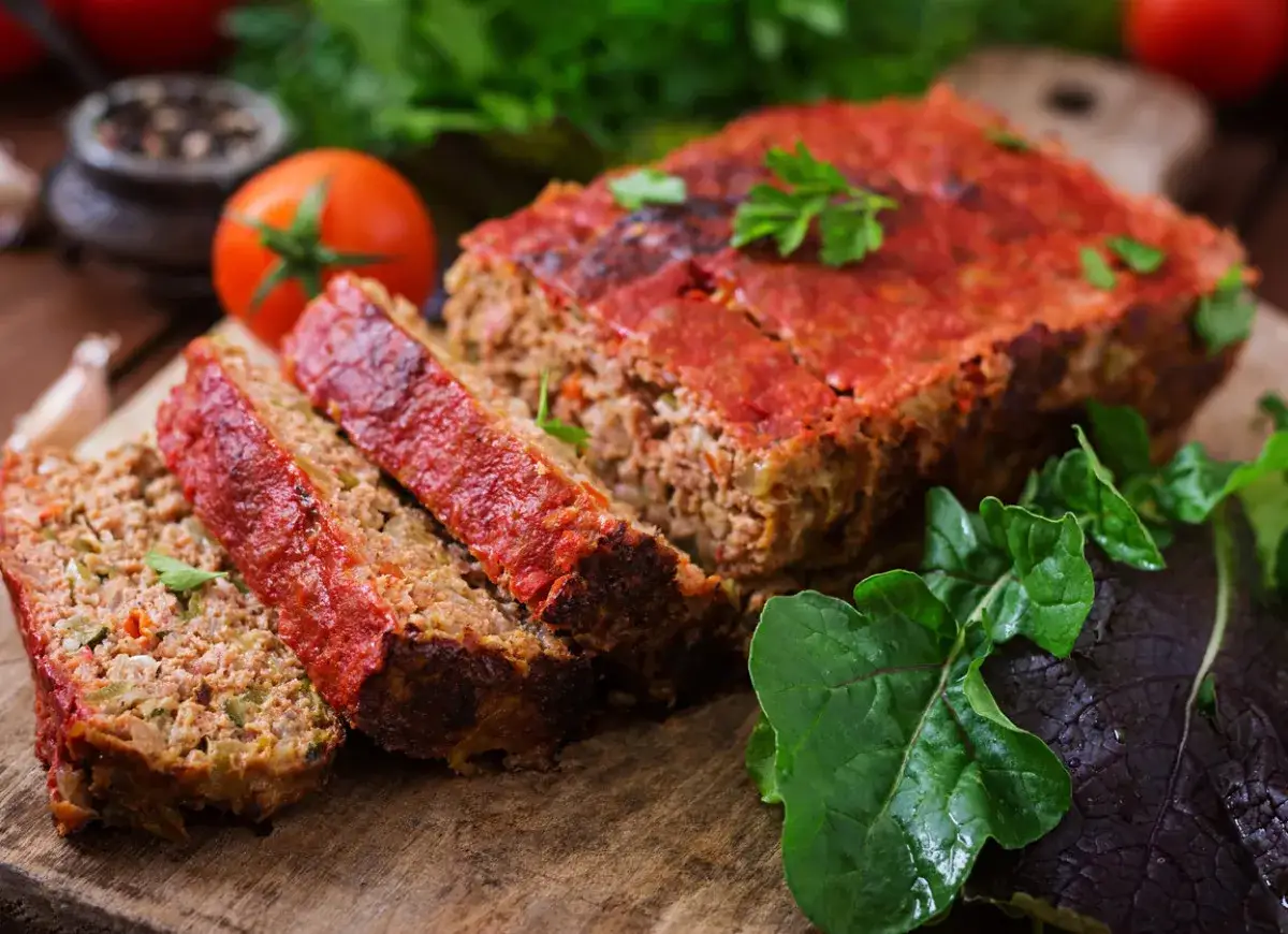 Jak podać pękniętą pieczeń rzymską